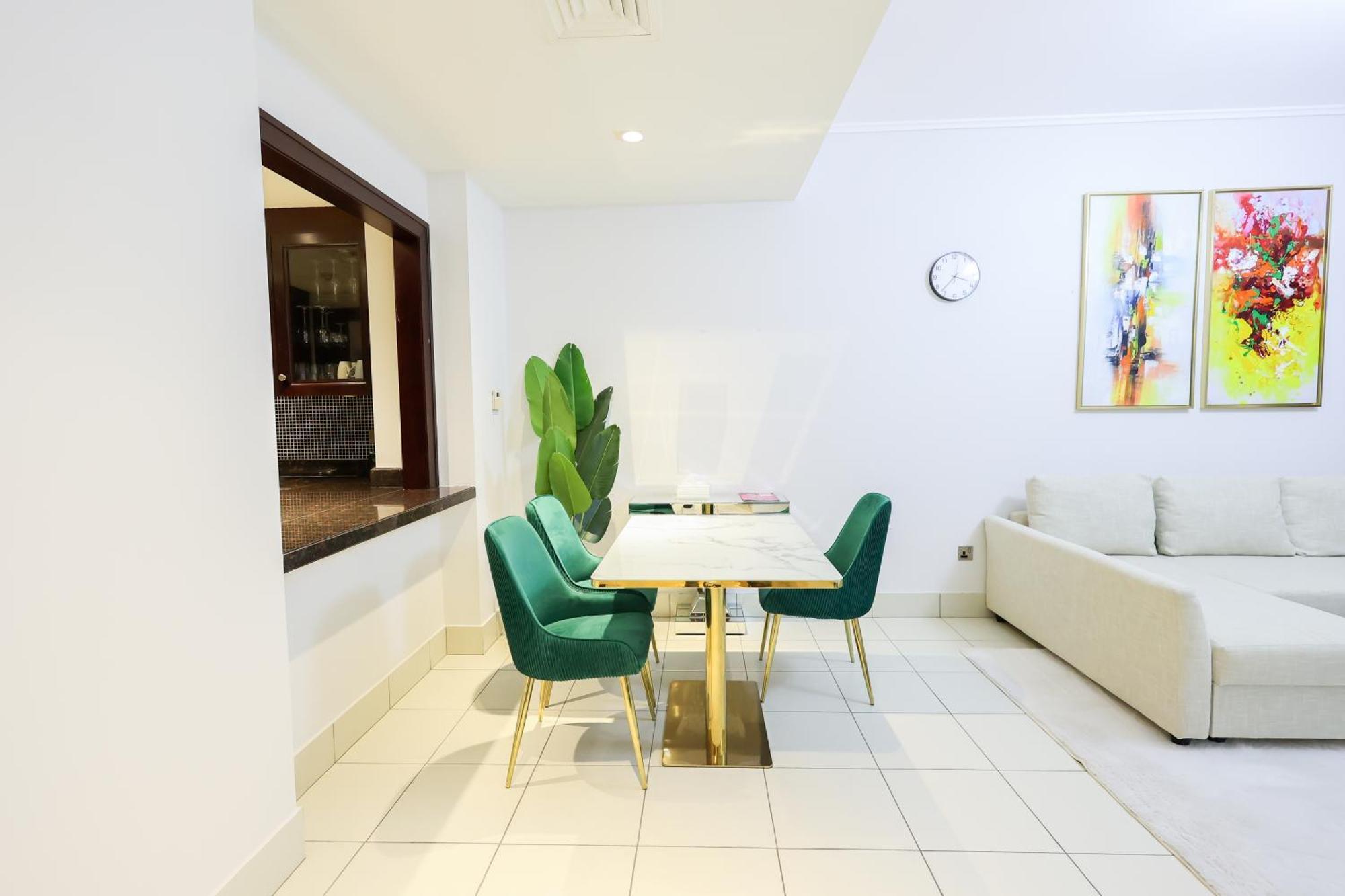 Serene Oasis In Downtown - Just 5 Min Walk To Burj & Mall! अपार्टमेंट Dubai